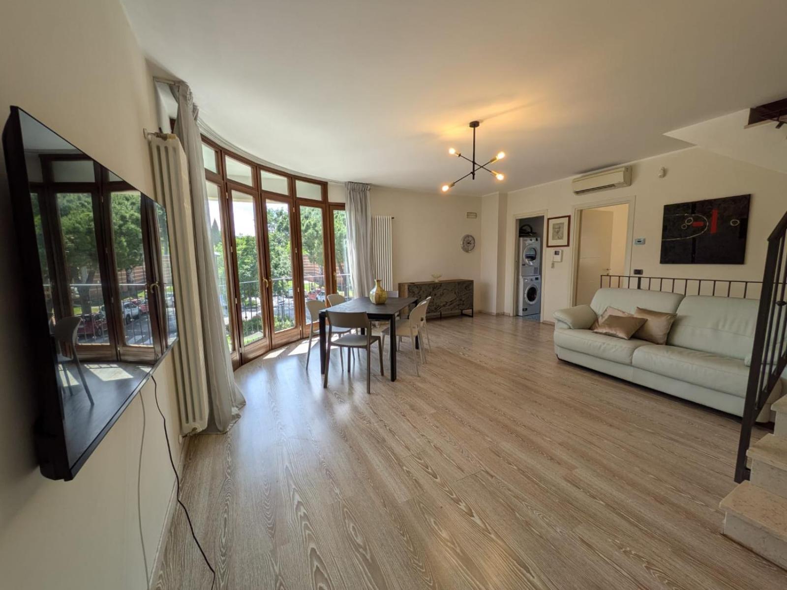 Elegante E Indipendente Apartamento Riccione Exterior foto